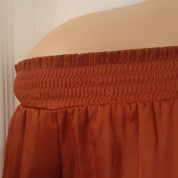 WHBM Dress NWT Large - Picture 2 of 3